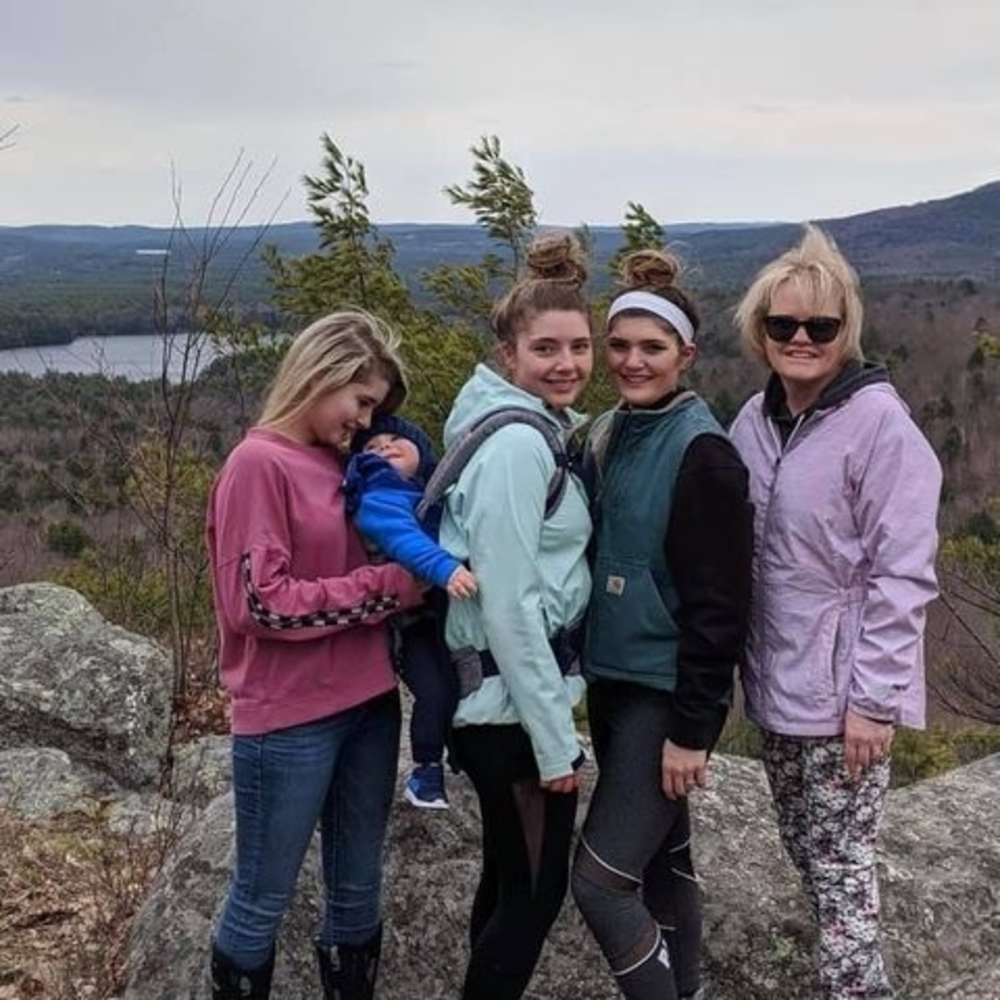 Meet your Posher, Marianne